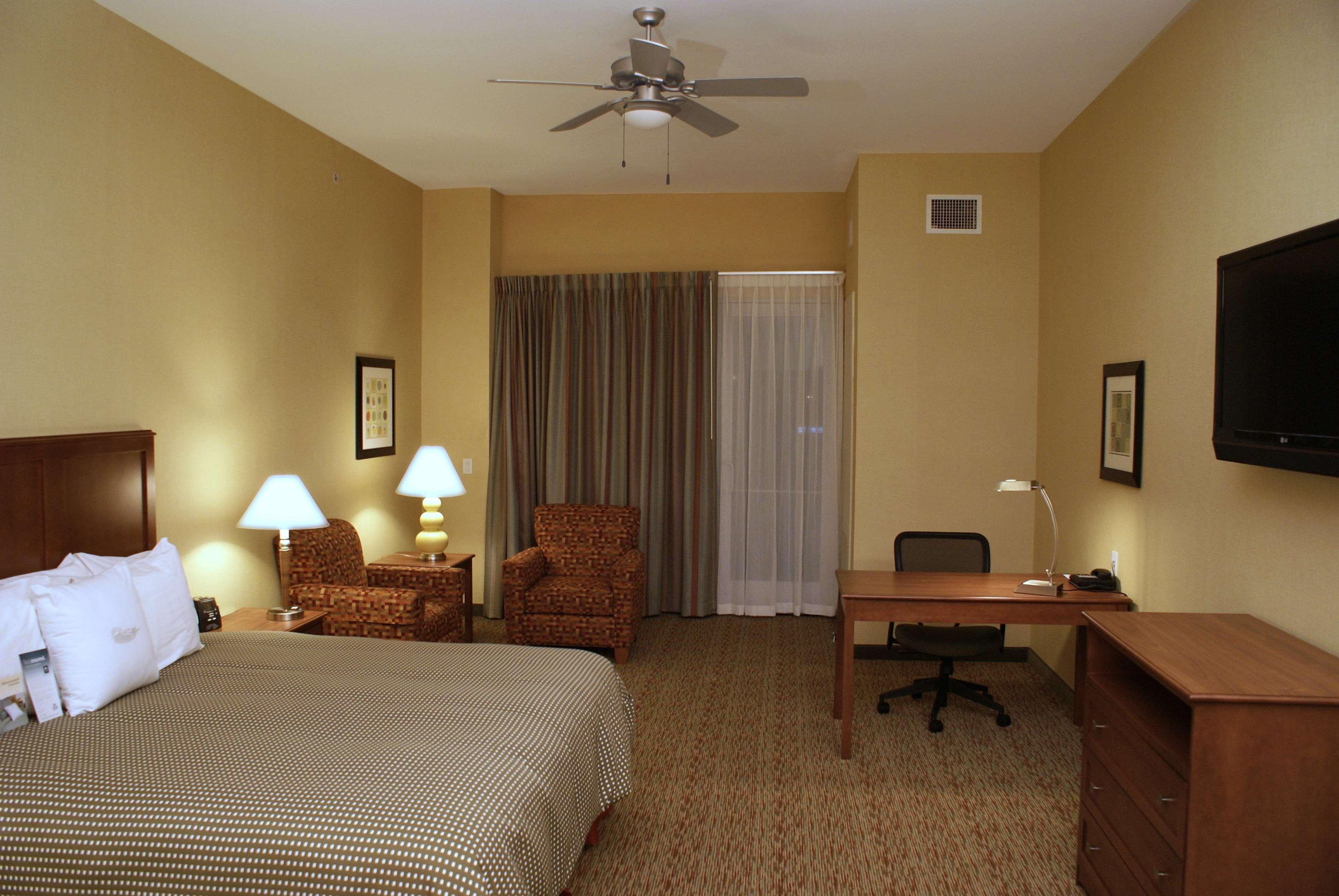 Homewood Suites By Hilton Phoenix Airport South Номер фото